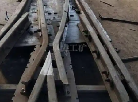 無極繩絞車專用道岔