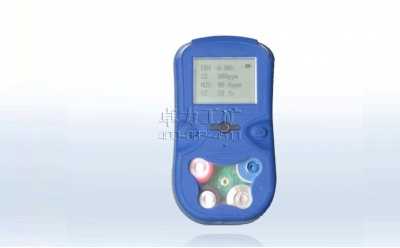CD4多參數(shù)氣體檢測(cè)儀