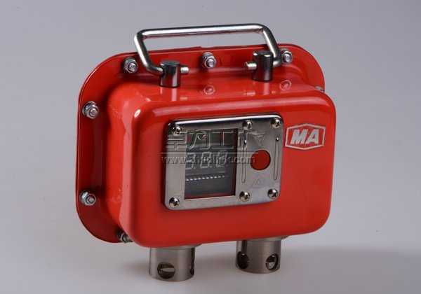 礦用本質安全型數(shù)顯綜采測壓表